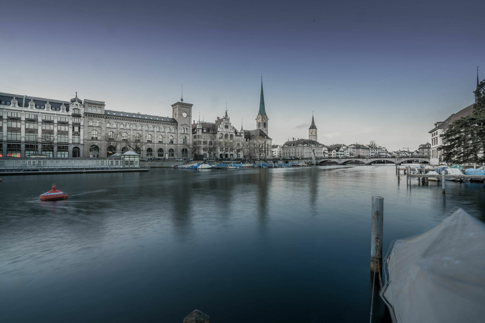 Lake Side Location Bellevue Zürich Buitenkant foto